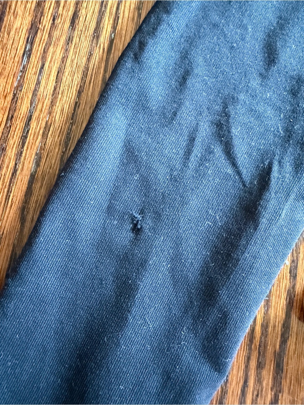 Aritzia Long Sleeve Black Scoop Neck Tee - Picture 4 of 5
